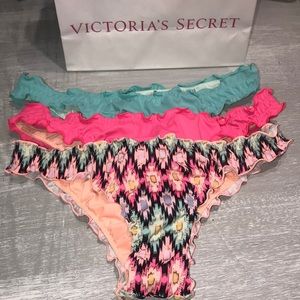 🔥3 SUPER CHEEKY VICTORIA’S SECRET BIKINI BOTTOMS